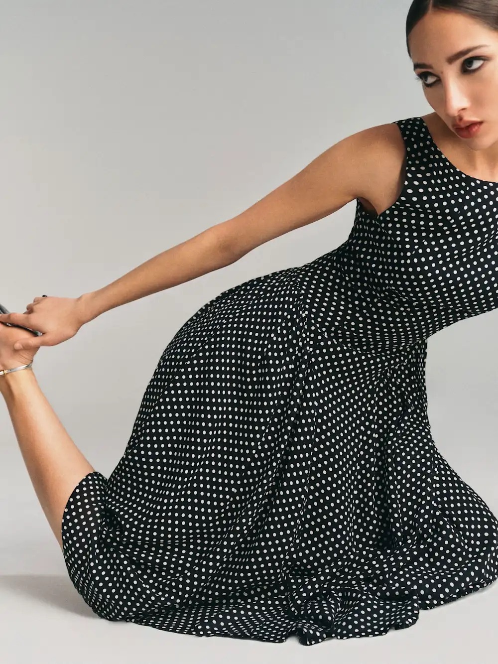 Reformation Midi Dress - Picture 6 of 12